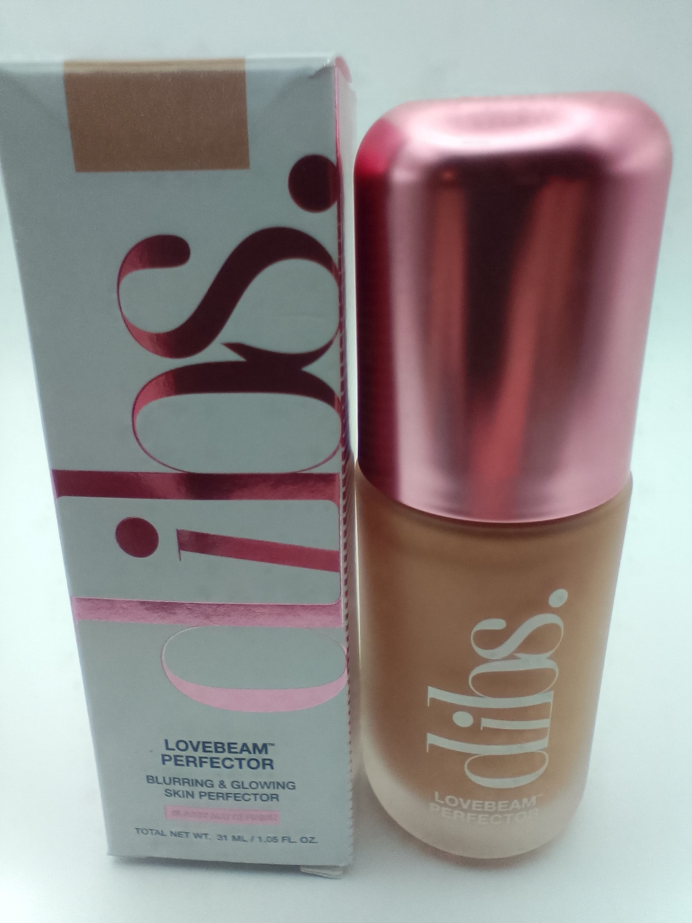 DIBS Beauty LoveBeam Blurring + Glowing Skin Perfector in N° 3 Love Triangle